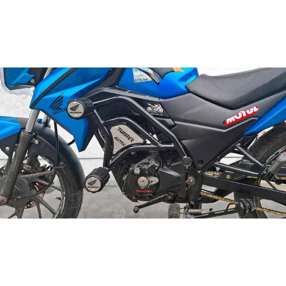Slider Honda Twister 125 Lujo, vista 2