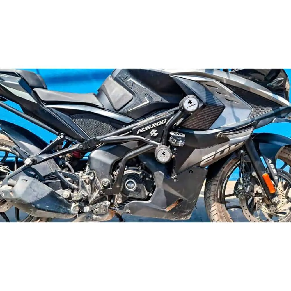 Slider Pulsar RS 200 Lujo, vista 2