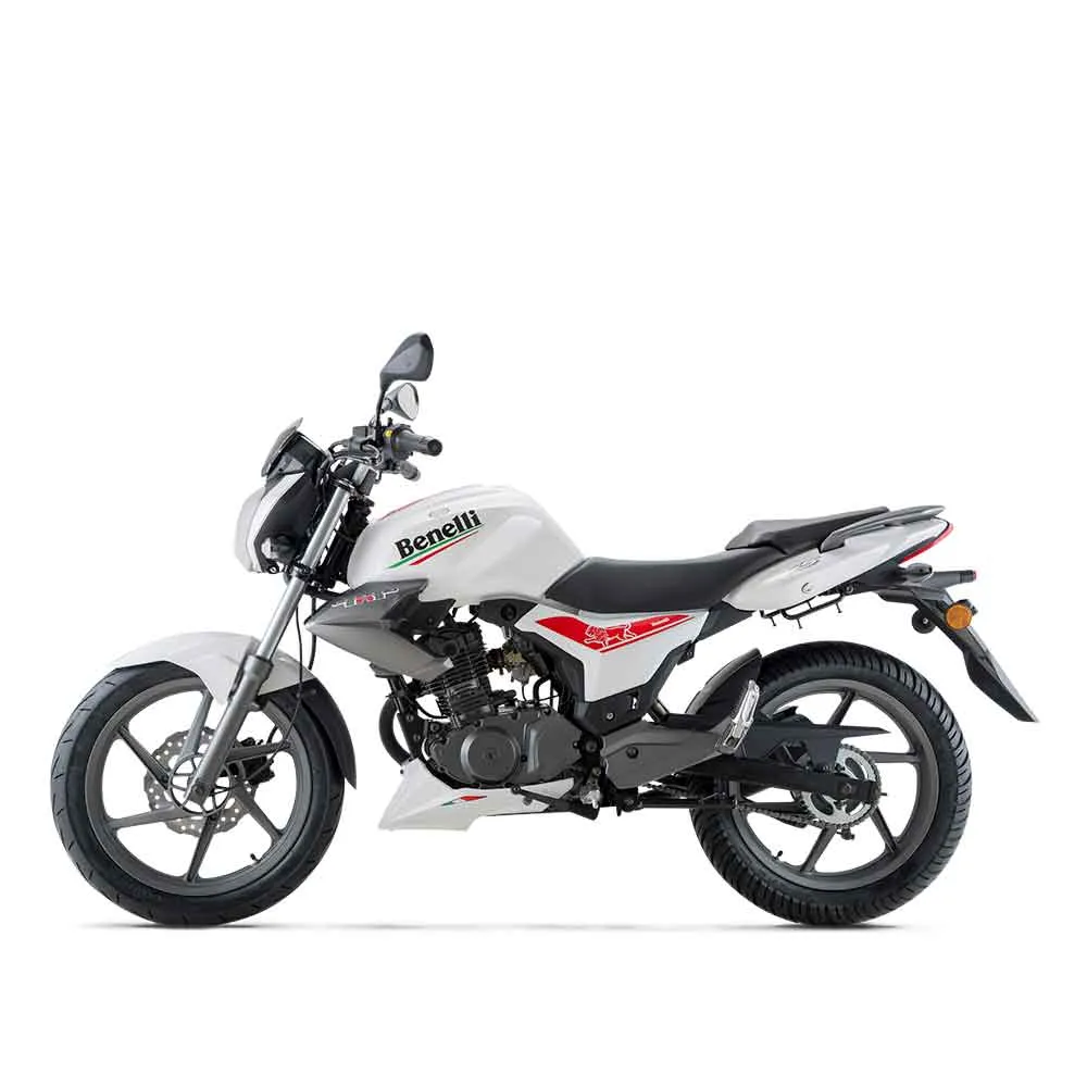 Benelli TNT 15, vista 3